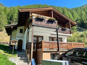 Hohsaas Lodge